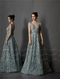 Luxurious Evening Dress A-Line Lace Formal Evening Gown V-Neck Applique Crystal Beaded Tulle