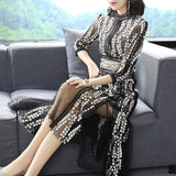 Autumn new mesh round neck seven-point sleeve stitching autumn and winter dress female