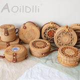 Round Woven Straw Rattan Bodybag