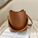 Casual wide strap buckets bag designer women shoulder bags luxury pu crossbody bag large capacity messenger bag simply purses