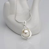 Pearl Necklace in 18K White Gold Plated with Swarovski Crystals
