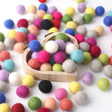 20pc 20mm Christmas Wool Felt Ball Wool Pom Poms Safe And Soothe Gumball Beads DIY Craft Round Wool Felt Balls Make Ring Rattle