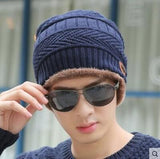 Hot Selling 2pcs Ski Cap and Scarf Cold Warm Leather Winter Hat for Women Men Knitted Hat Bonnet Warm Cap Skullies Beanies