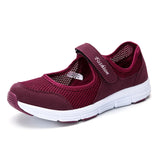 Sneakers Female Flat Soft Comfortable Fashion Lightweight Pumps Shoes Joker Slip-on Super Light Casual Vulcanize Shoes Woman