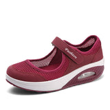 Sneakers Female Flat Soft Comfortable Fashion Lightweight Pumps Shoes Joker Slip-on Super Light Casual Vulcanize Shoes Woman